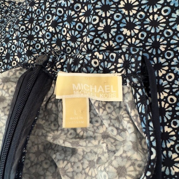 Michael Kors Halter Keyhole Neck Blue Color Block Top Size L, Polished Layers - Picture 4 of 4